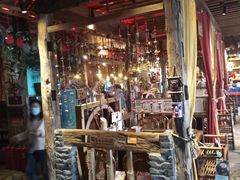 -老牌坊云南鱼豆花火锅(爱建店)