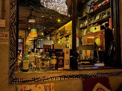 -城墙外BAR