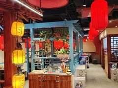 -宽板凳老灶火锅(台湾街店)