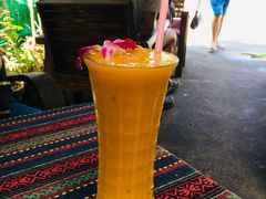-Tikky Cafe