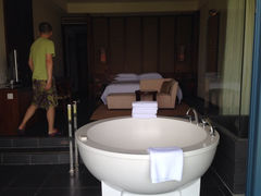 iphone_upload_pic-三亚亚龙湾希尔顿酒店