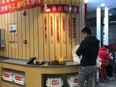自助取餐区-南城香(北京南站店)