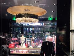 -Victoria's Secret(杭州湖滨银泰in77店)