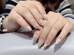 -艾珂·美甲美睫