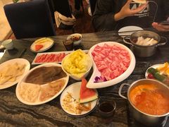 -云中捞高空旋转餐厅(商茂世纪广场店)