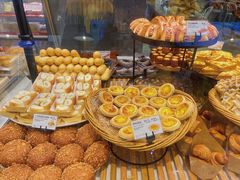 -巴黎贝甜(大宁国际商业广场店)