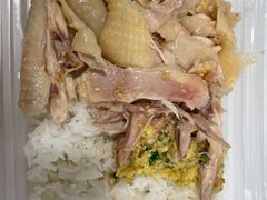 手撕鸡饭-西华美食•老广烧腊(百灵路店)