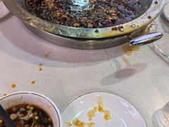 -懒猫鱼·稻田蛙·芋儿鸡火锅(成都东站店)