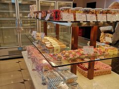 小蝴蝶酥-红宝石·鲜奶小方·海派西点房(南丹店)