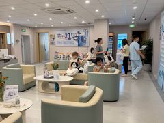 -上海大学附属上海和平眼科医院