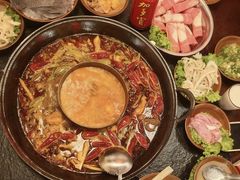 -渝井巷重庆老火锅(沈阳吉祥店)