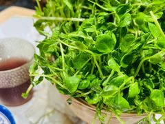 -王奋斗贵州酸汤牛肉火锅