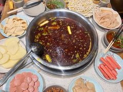 -肖肖酸萝卜鱼火锅(总店)