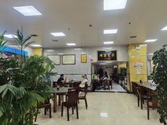 大堂-胡家包子·清真(大众巷店)