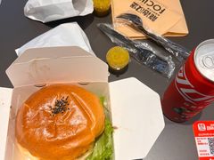 -龙治汉堡(中华城店)