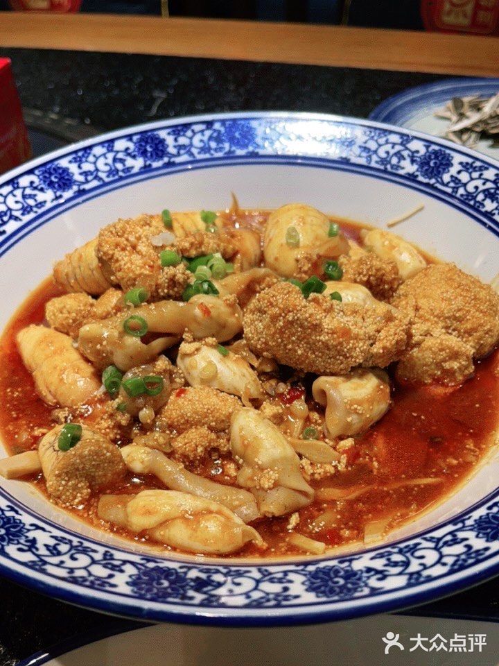 渝特别🐟·鱼头火锅🍲真的很特别