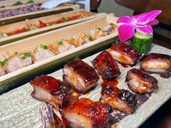 -胡须哥网红竹筒菜