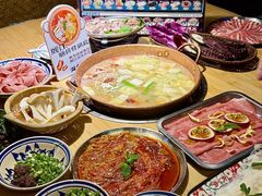 -洱火云南酸菜牛肉火锅(石景山当代商城店)