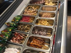 自助取餐区-万记麻辣烫国展总店