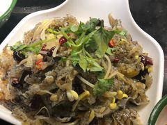 -鱼窝棚柴火铁锅炖(富山屯店)