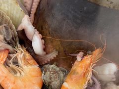 -一口猪海鲜浑锅·东北家常菜