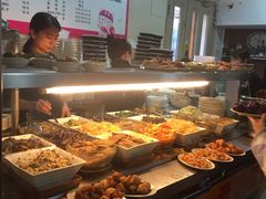 自助取餐区-尹记餐馆(花园店)