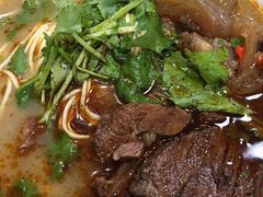 -金杨拉面王小吃面馆·牛三宝面·红烧牛肉粉