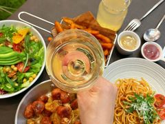 -théATRE茶聚场·餐厅(环球金融中心店)