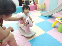 -鱼乐贝贝婴幼儿水育馆(星汇广场店)