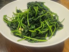 -黄泥岗·地道湖北菜(奥特莱斯店)