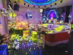 -宝岛甲壳虫KTV(蓝天路店)