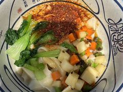-陇上秦轩西安biangbiang面(朝龙汇店)