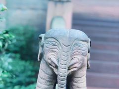 -峨眉山报国寺
