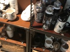 -星巴克臻选(周浦万达店)