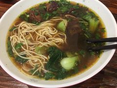 -牛吃草牛肉面(翠柏路店)