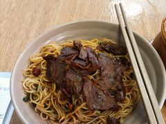 -万方圆拌粉瓦罐汤(九江湖滨店)