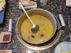 -一席地·本地鸡窝·杭帮鸡火锅(萧山银隆百货店)
