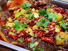 香辣烤鱼-万州烤鱼江湖菜(圣地阳光店)
