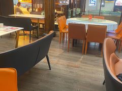 -阿瓦山寨·湘菜现炒·剁椒鱼头王(咸阳总店)