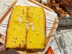 -小董哥烤串·爆汁大油边(故宫店)
