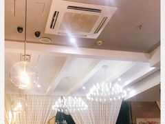 -樾餐厅泰式海鲜火锅(民歌湖店)
