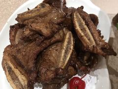 牛仔骨-乙龍天