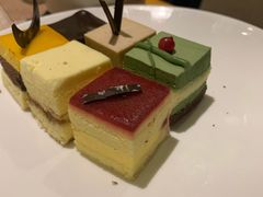 -上海西藏大厦万怡自助餐厅(徐汇店)
