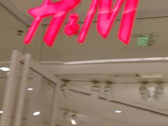 -H&M(华润万象城店)