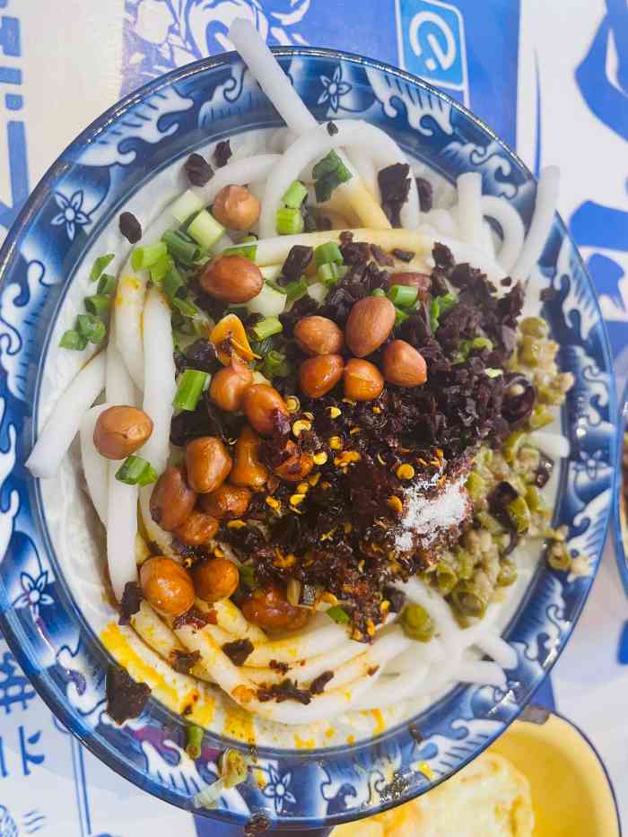 刘维兰老素粉 (化龙桥总店)-"广西有螺蛳粉,武汉有热干面,贵阳除了肠