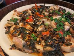 -大头虾越式风味餐厅(光明广场店)