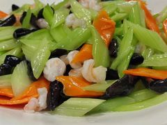 -昆山裕元花园酒店·温莎西餐厅