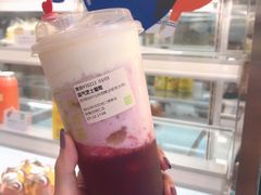 -奈雪的茶(优特汇店)