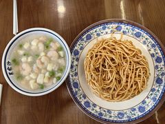 虾仁两面黄-王家沙点心店(南京西路总店)