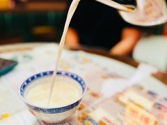 -广信牛奶甜品世家(台东店)